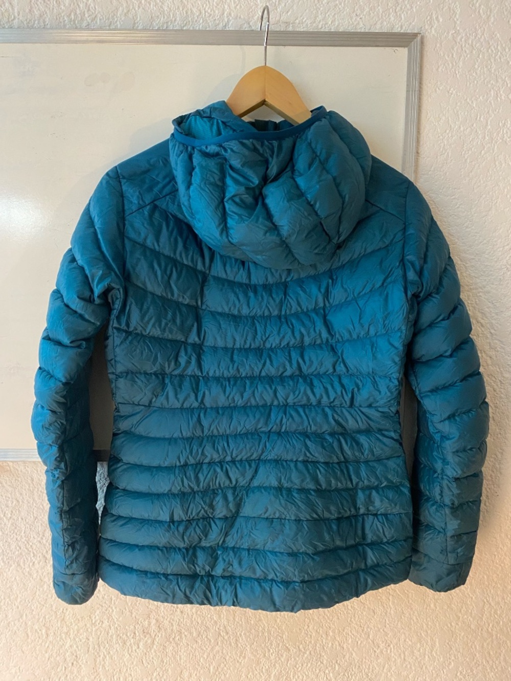 Arcteryx Cerium LT hoodie - Picture 2 of 4